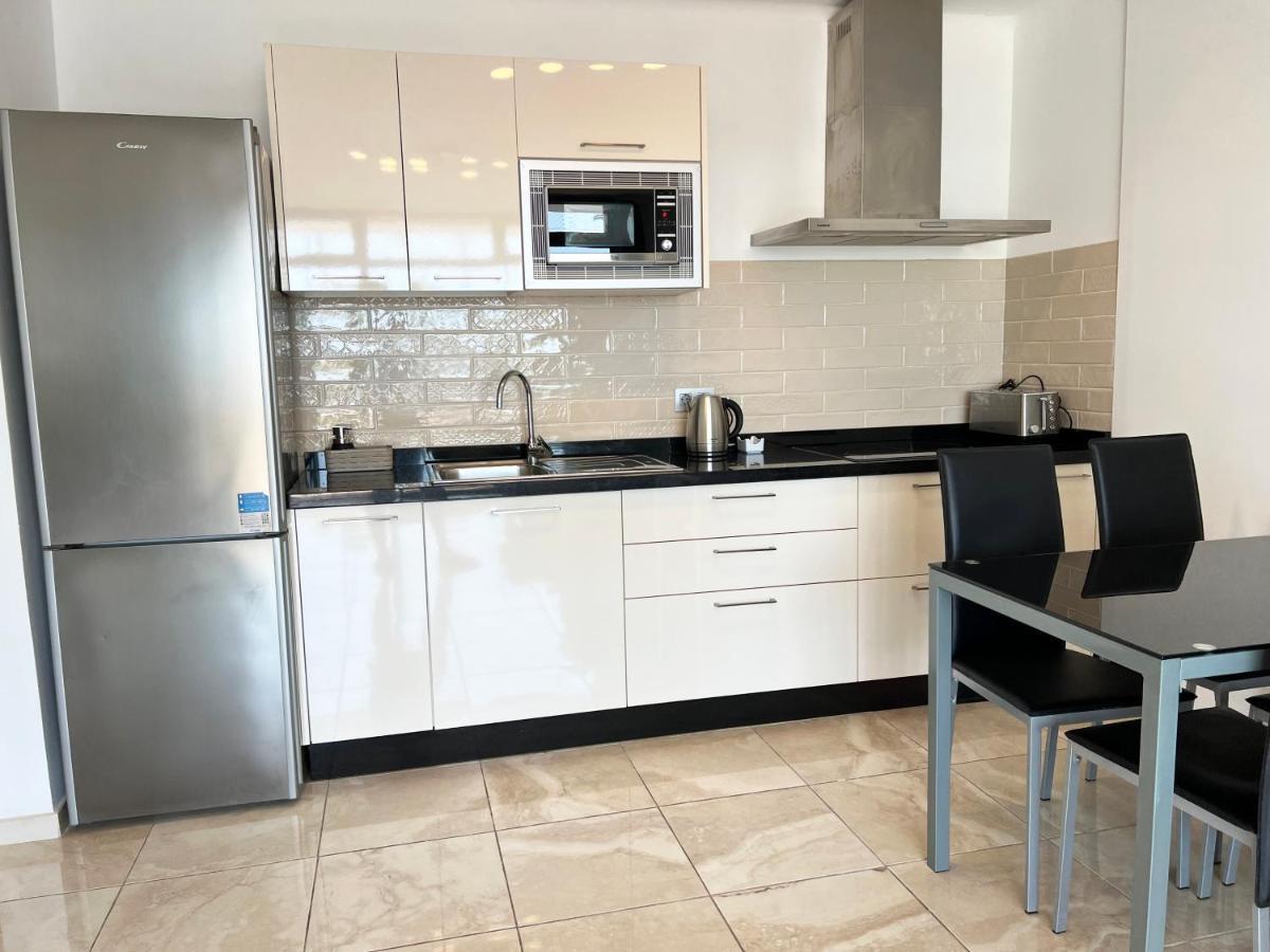 Modern Apartment With Prime Location Пуэрто дель Кармен Экстерьер фото